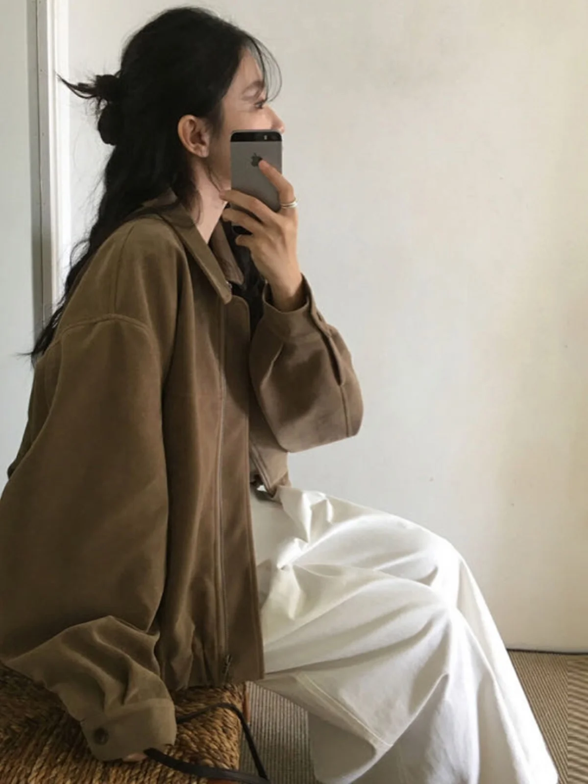 Retro High-End Velvet Short Jacket Women's Spring Autumn Loose Versatile Elegant Top Trendy Design Splice Long Sleeve Zipper