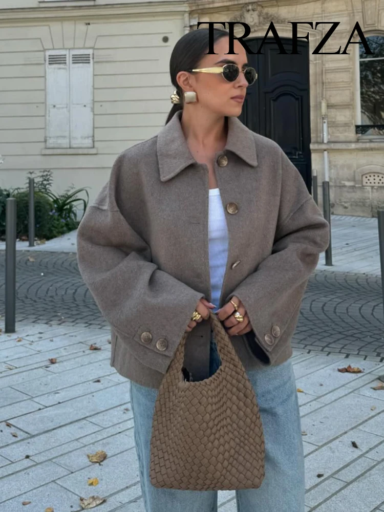 

TRAFZA Women Elegant Solid Single-Breasted Lapel Pocket Decorate Loose Jacket Autumn Woman Long Sleeves Casual Short Coat Mujer