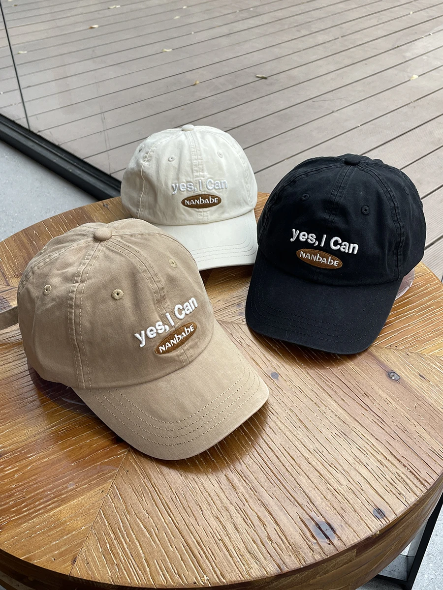 Letter geborduurde baseballpet voor heren en dames, paar retro casual sportzonneschermpet