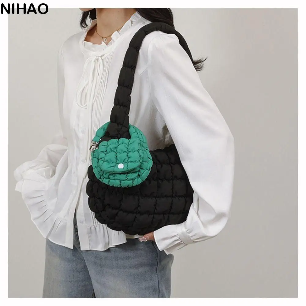 Portable Solid Color Cloud Pleated Coin Purse Mini Handbag Quilted Bag Pendant Hanging Korean Style Purse Girls/Female