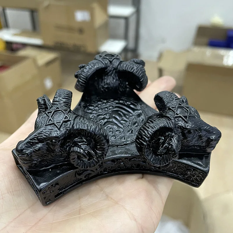 

Satan Ram Horn Gothic Crow Six Pointed Star Ram Skull Statue Resin Crafts Ornaments Crystal Ball Base Home Decoration