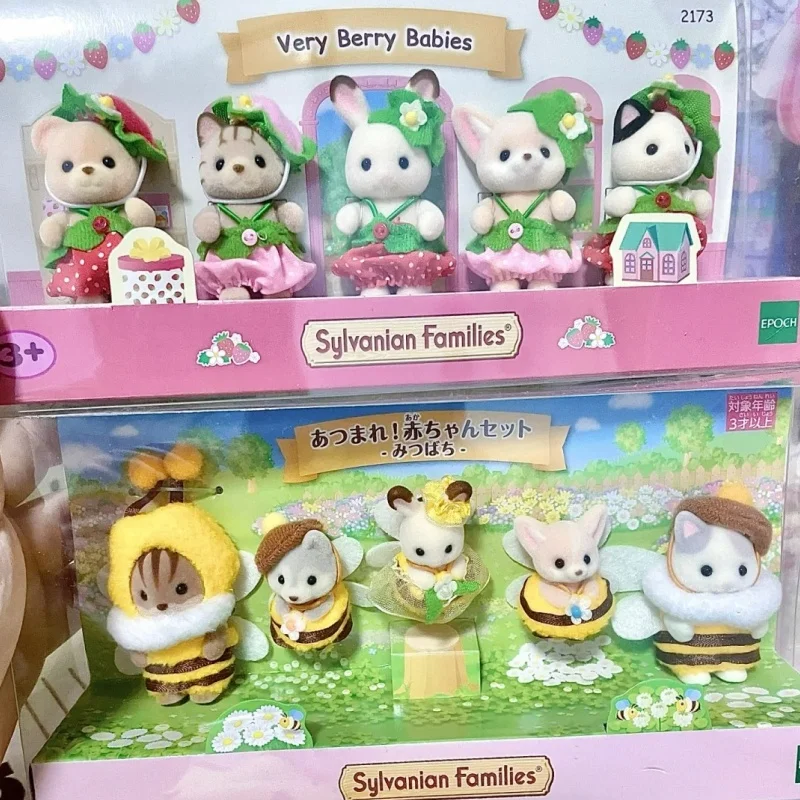 Original Anime Sylvanian Families Limited Costume Play Bee Kawaii Forest Cute Strawberry Kawaii Ornaments Decoration Gift Toy
