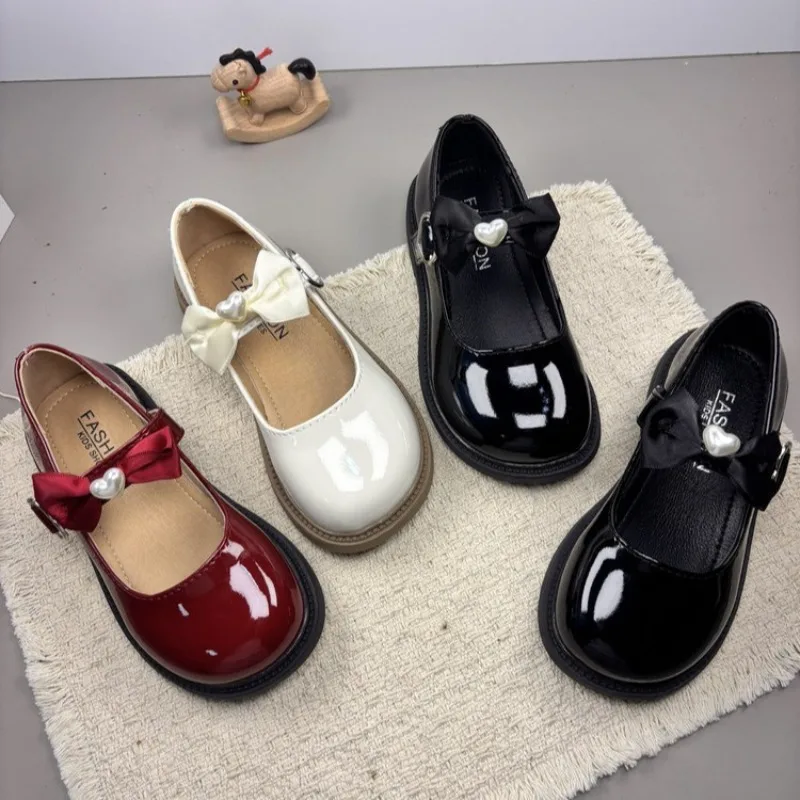 Girls Mary Jane Shoes Children Glossy Leather Shoes for Party Wedding Soft Sole Non Slip Kids Princess Dress Shoes Size 27-37