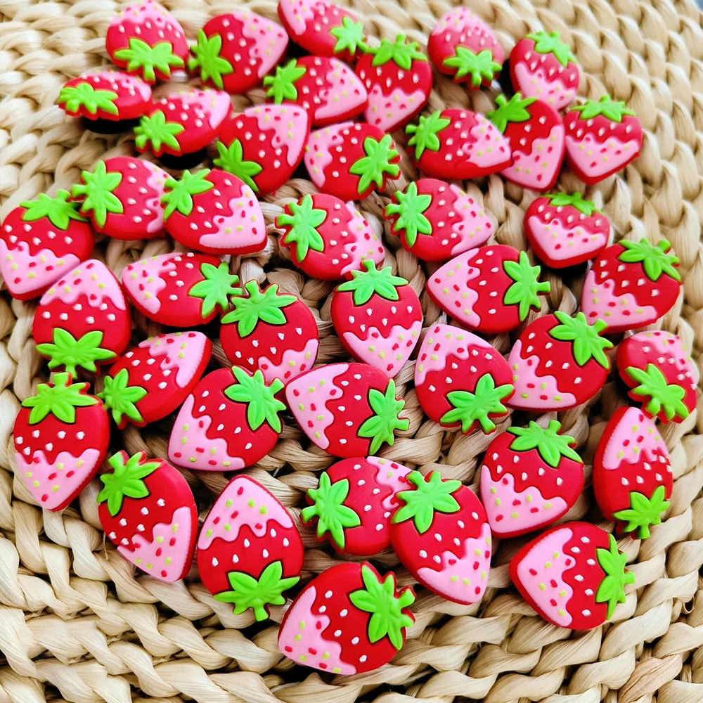 Strawberry Shoe Charms para Mulheres e Crianças, PVC Pins, Fivela Acessórios, Presentes de Natal, Decorações de Festa, Presentes de Natal