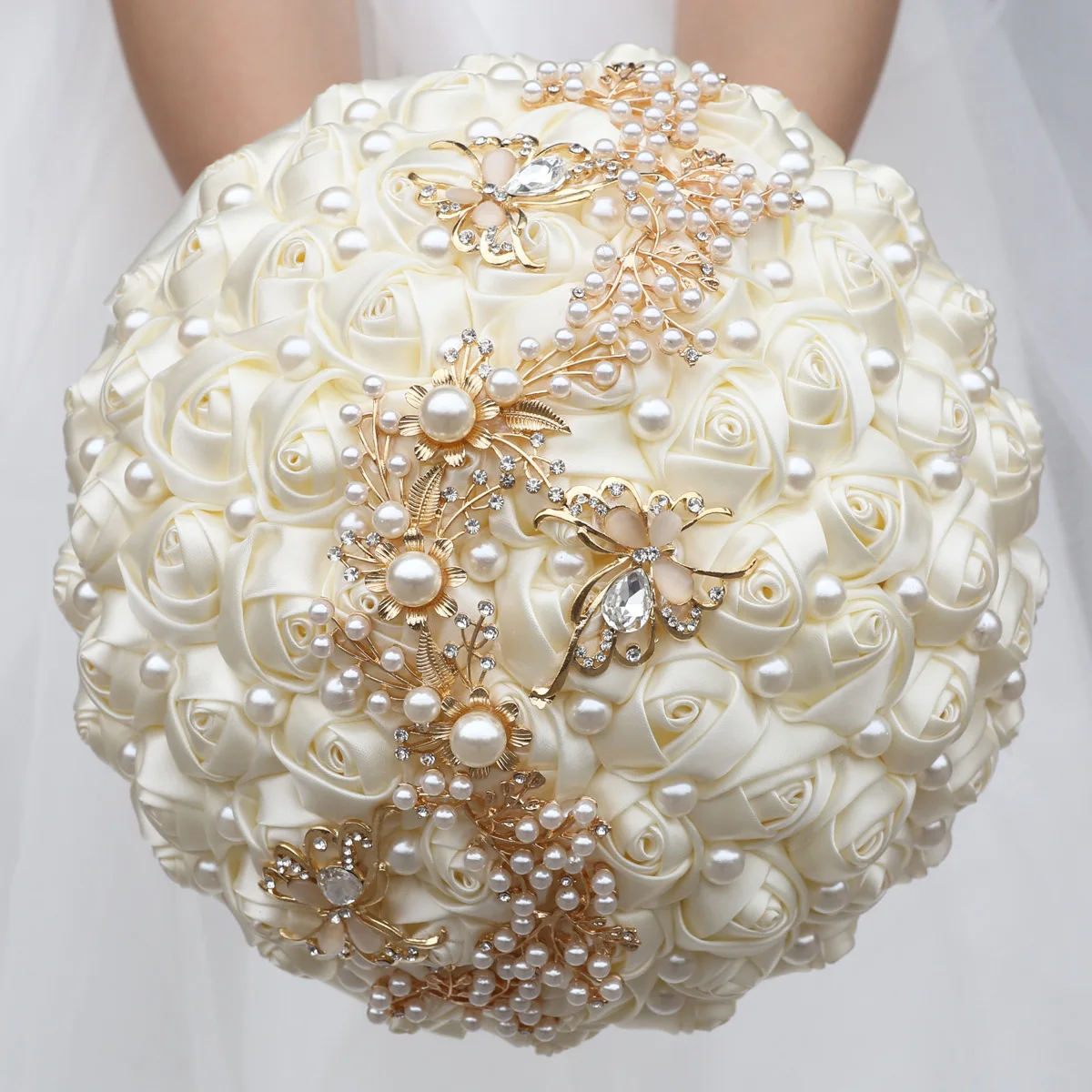 Elegant Ivory Bride Bouquet Pearl Rhinestone Satin Rose Handmade Wedding Flowers Decoration Bridesmaids Hand Bouquet Wholesale