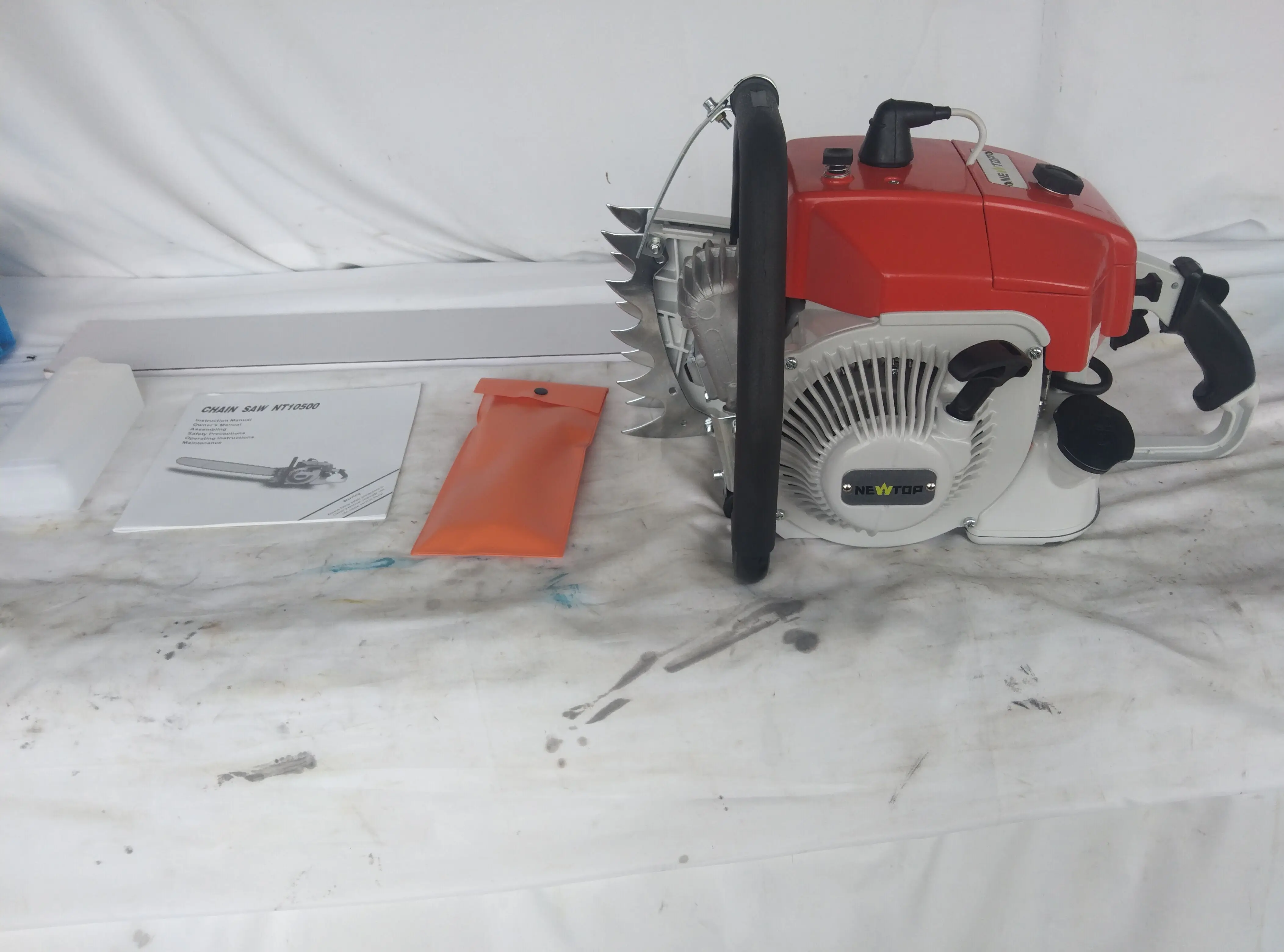 

Горячие продажи Горячие продажи Сверхмощная цепная пила 105 куб.см Бензин 36-дюймовый стержень 070 Бензиновая пила