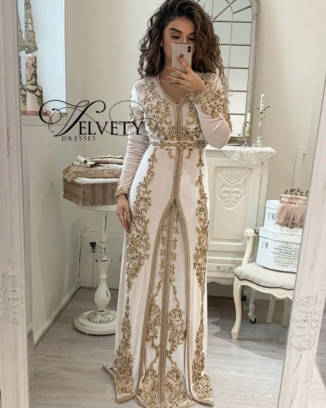 Moroccan Kaftan Muslim Evening Dresses A-line Long Sleeves Appliques Beaded Dubai Arabic Turkey Caftan Islamic Gown Customized