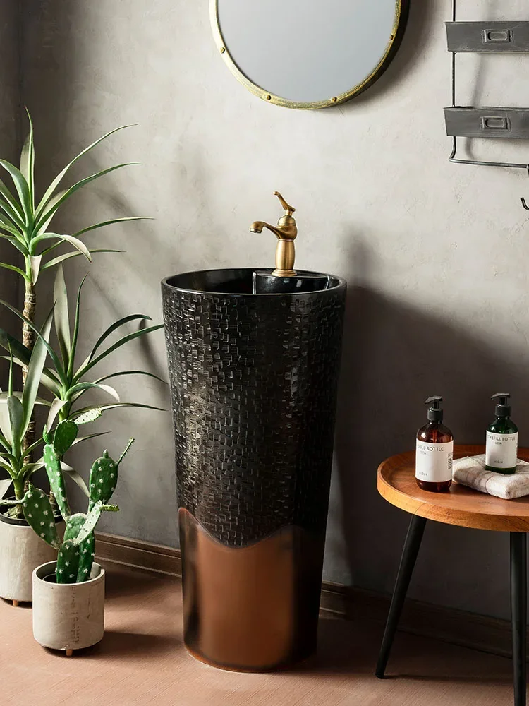 Black outdoor floor-to-ceiling wash basin courtyard industrial wind balcony pillar basin Chinese garden villa wash basin