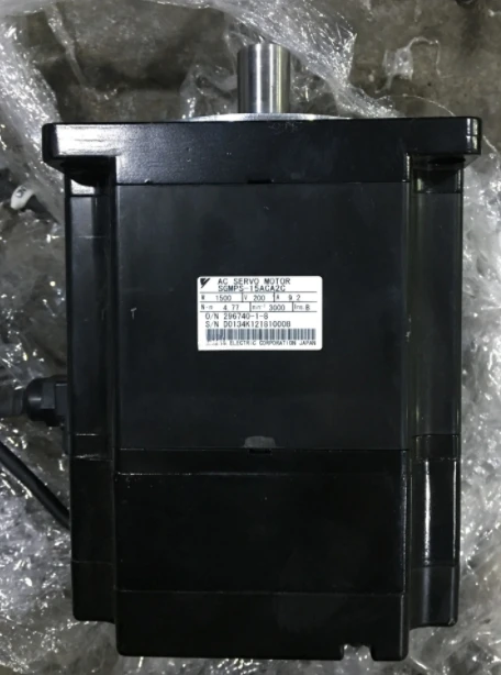 SGMPS-15ACA2C  SERVO MOTOR  ,   In good working condition, free shipping  a