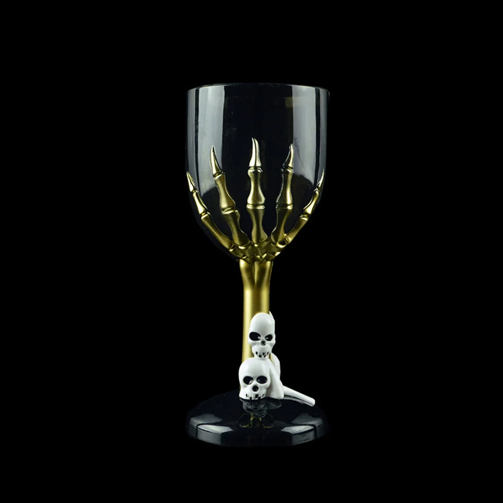 Halloween Plastic Goblet Skull Claw Decor Plastic Goblet Prop for Bar KTV Store (Non-Luminance Pattern, Random Color)