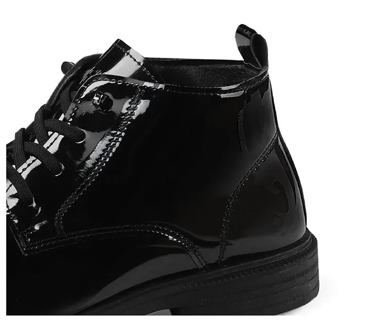Glänzend schwarze Schnürstiefeletten für Herren, hohe Schafthöhe, dicke Sohle, modische, lässige Business-Herrenschuhe – Detail 5