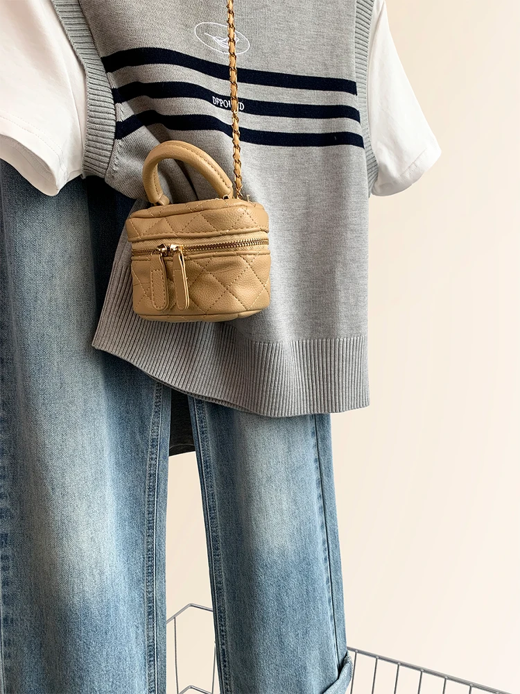 루즈 니트 또는 스웨트 티셔츠 여성 여름 디자인 감각 패션 탑 페이크 투피스 패치워크 슬리밍 효과