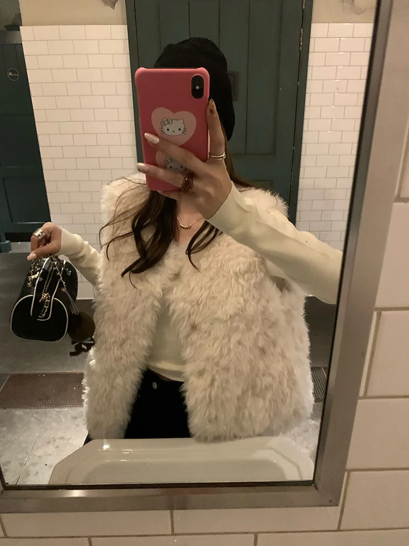 Women Faux Fur Vest Coats Solid Fur Jackets Cotton Linen Round Neck Sleeveless Single Breasted Loose Casual 2026 Autumn Winter