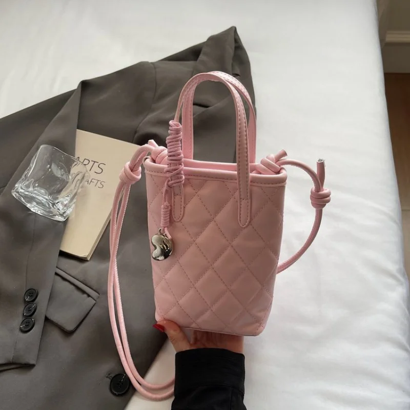 

Luxury Leather Messenger Bag For Ladies, Elegant Shoulder Crossbody Handbag With Classic Style, Popular Brand Choice