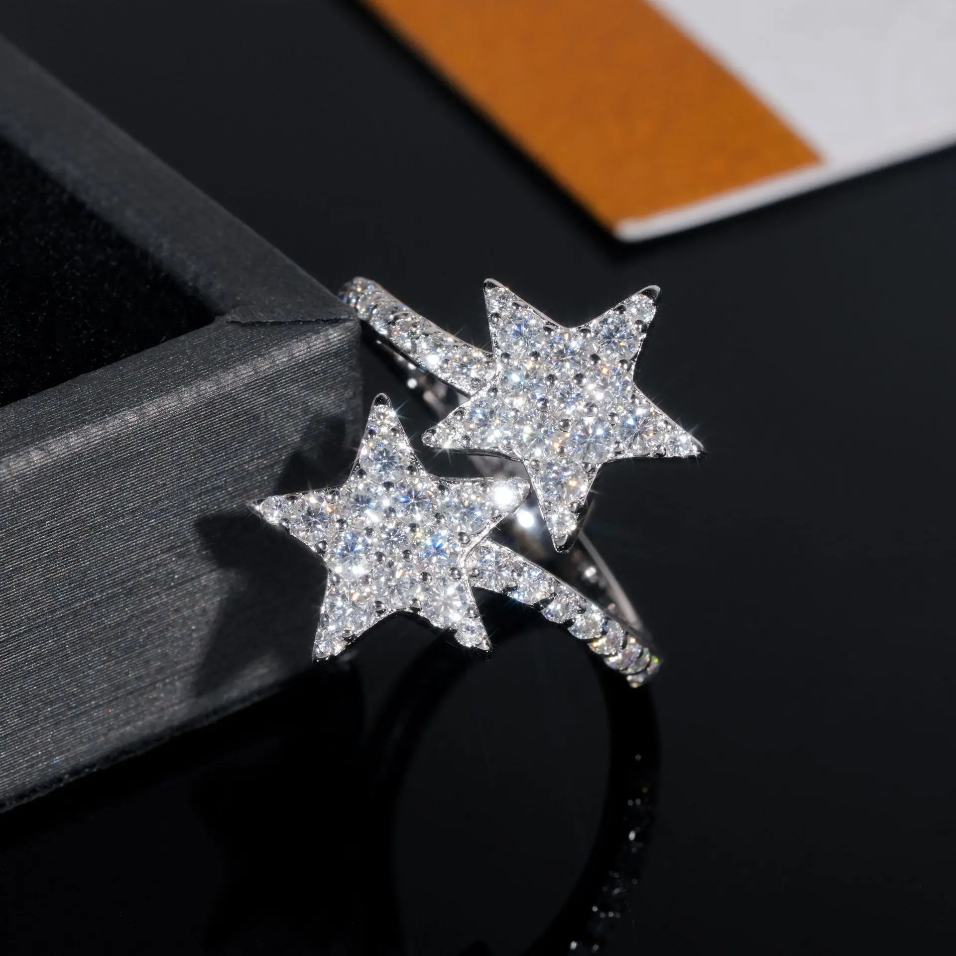 LYEE CYEE Star Stacking Rings Set | Hip Hop Moissanite Star Rings in Silver & Gold | 4-Piece Celestial Jewelry | Gift Box