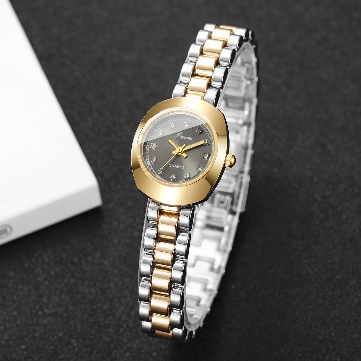 高級ダイヤモンド女性用腕時計ファッションスモールダイヤルレデ - Luxury Watch Travel Case のレビューと価格