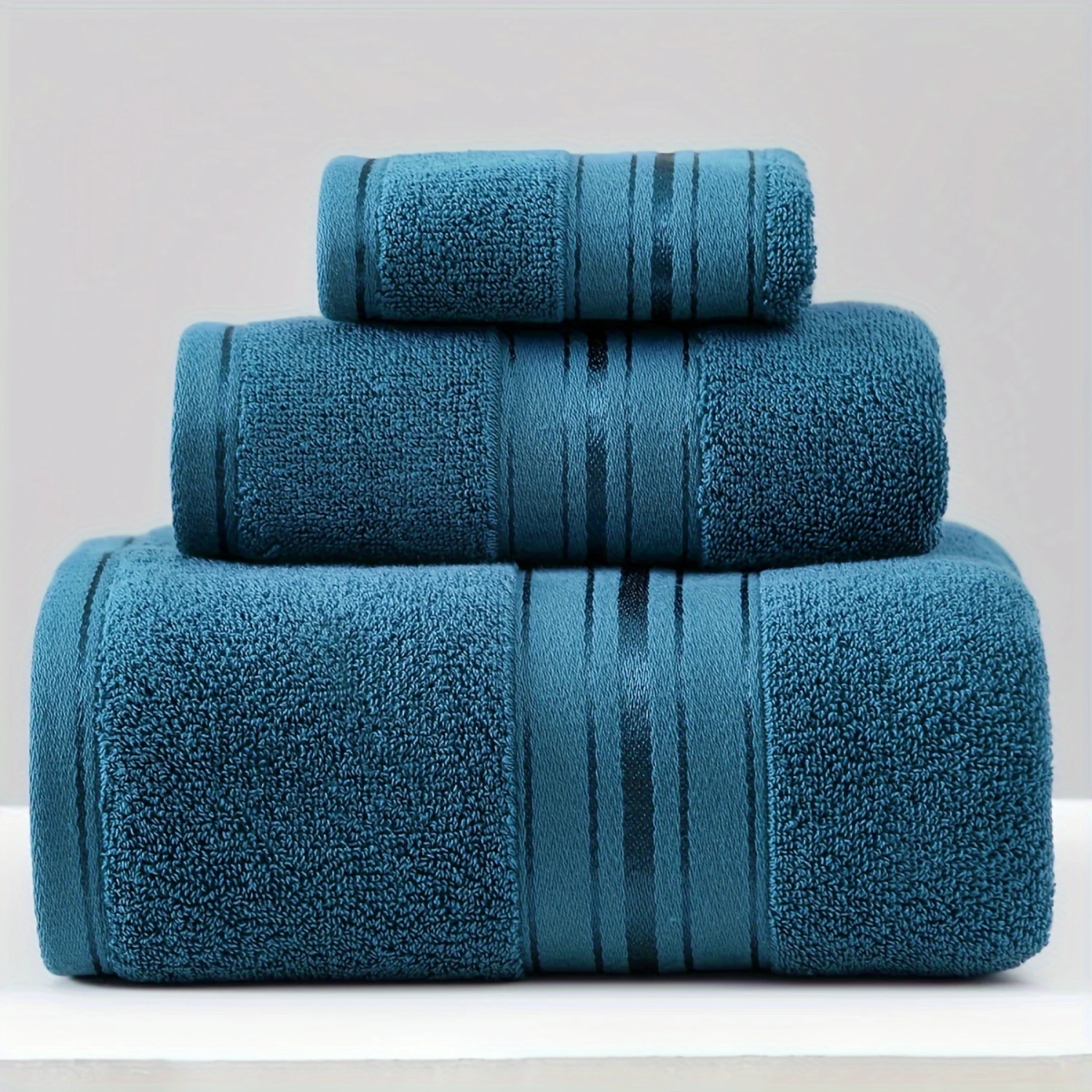 

Luxury 3-Piece Cotton Bath Towel Set - Ultra-Soft, Highly Absorbent & Thick For Everyday Use And Essential Bathroom Accessories