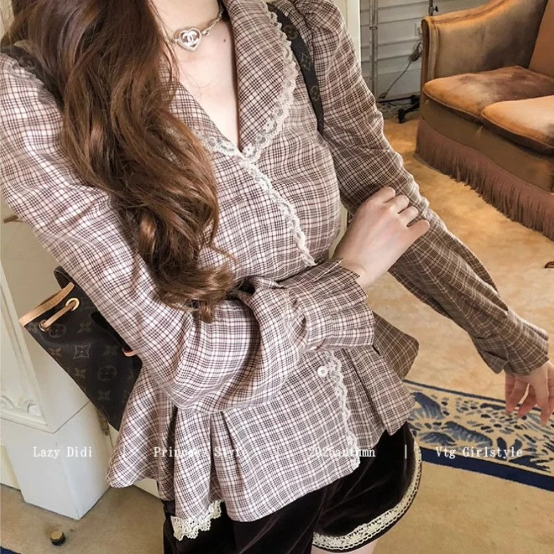 

French Stylish Design Brown Plaid Tunic Shirts Slim Fit Retro Blouse Full Sleeve Lace Turn-down Collar Lapel Shirts Office Lady