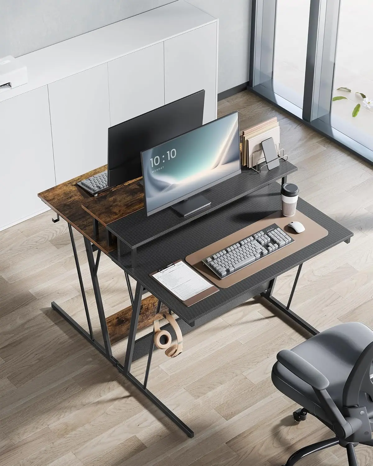 VASAGLE Schreibtisch, mit eingebauter Steckdosenleiste,LED-Beleuchtung