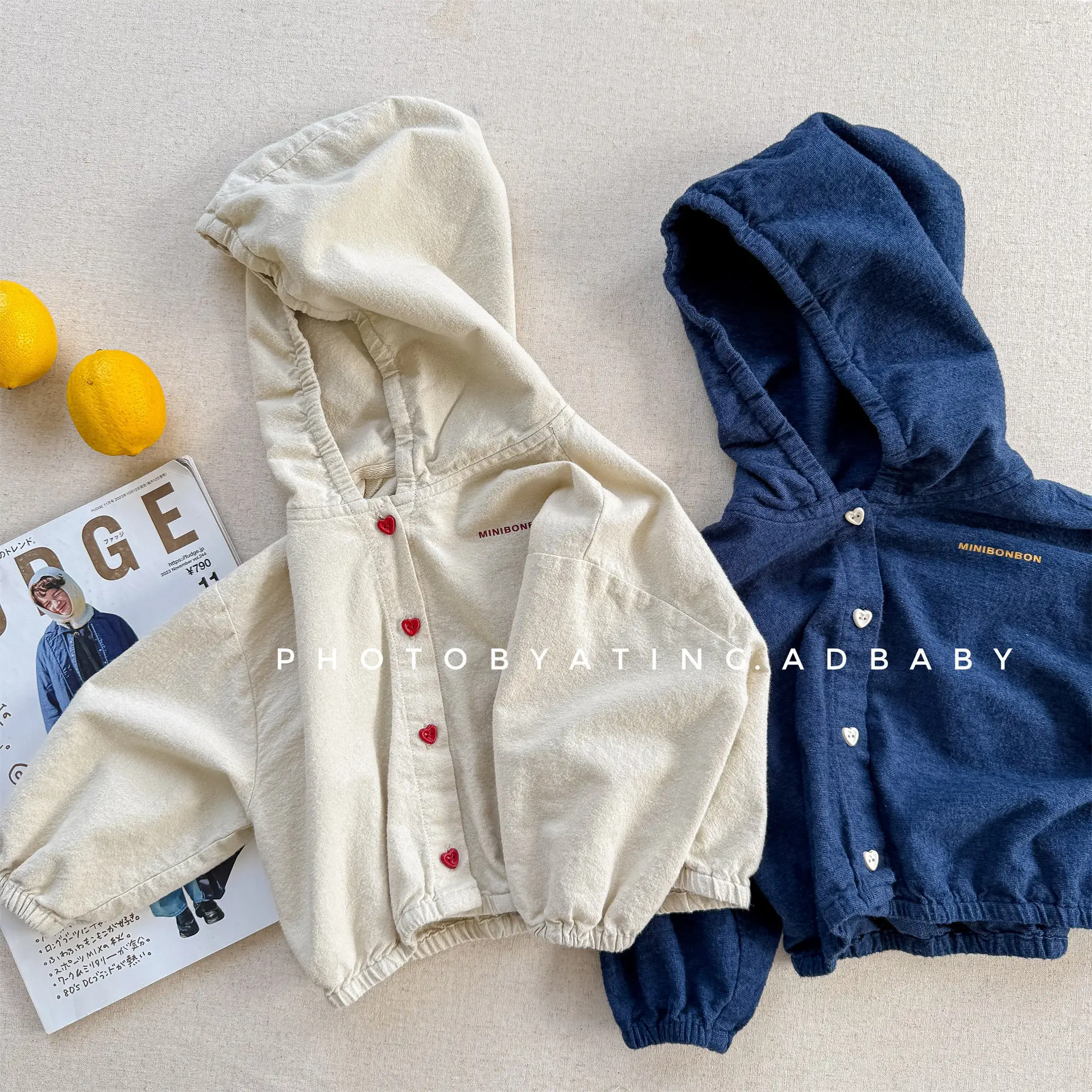 

2025 Autumn New Children Long Sleeve Hooded Coat Girls Cute Heart Button Cotton Cardigan Loose Kids Boys Casual Jacket Clothes