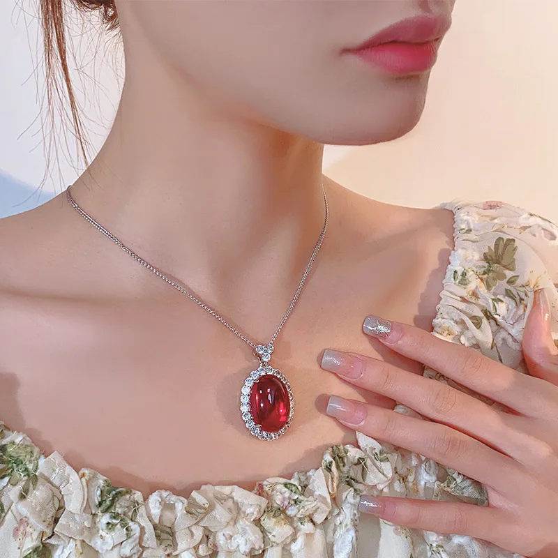 Vintage Luxury Oval Lab Ruby Pendant Necklace for Ladies Exaggerated Big Red Green Stone Accessories Engagement Banquet Jewelry