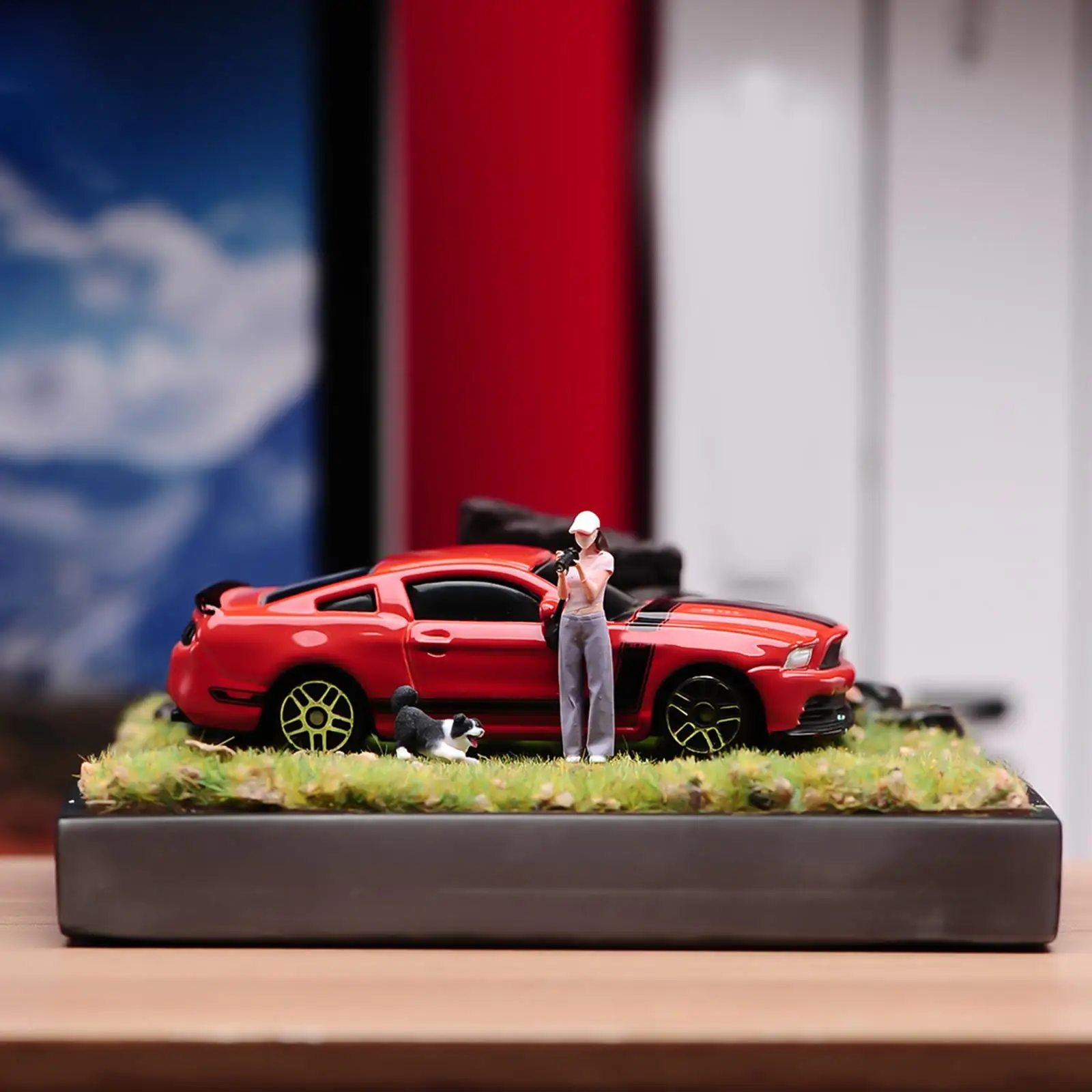 Miniature Ruins Diorama Greenery Platform Model 1 64 Scale Display Scene for Collectible Car Showcase and Photography