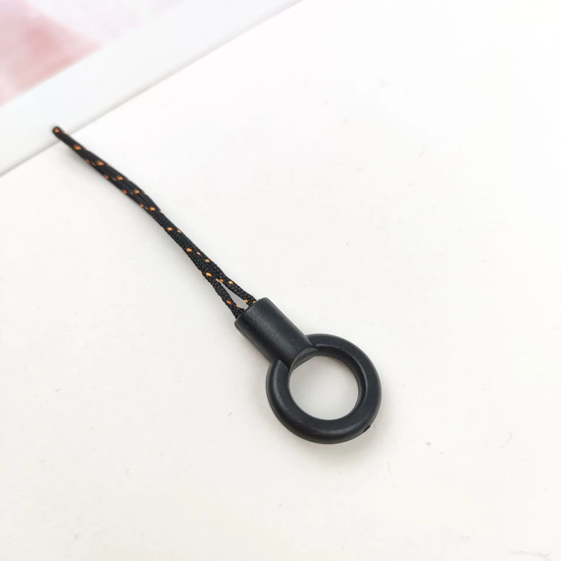 DIY small circle mobile phone lappel accessories Thick small rope head black rope buckle mobile phone case jewelry chain