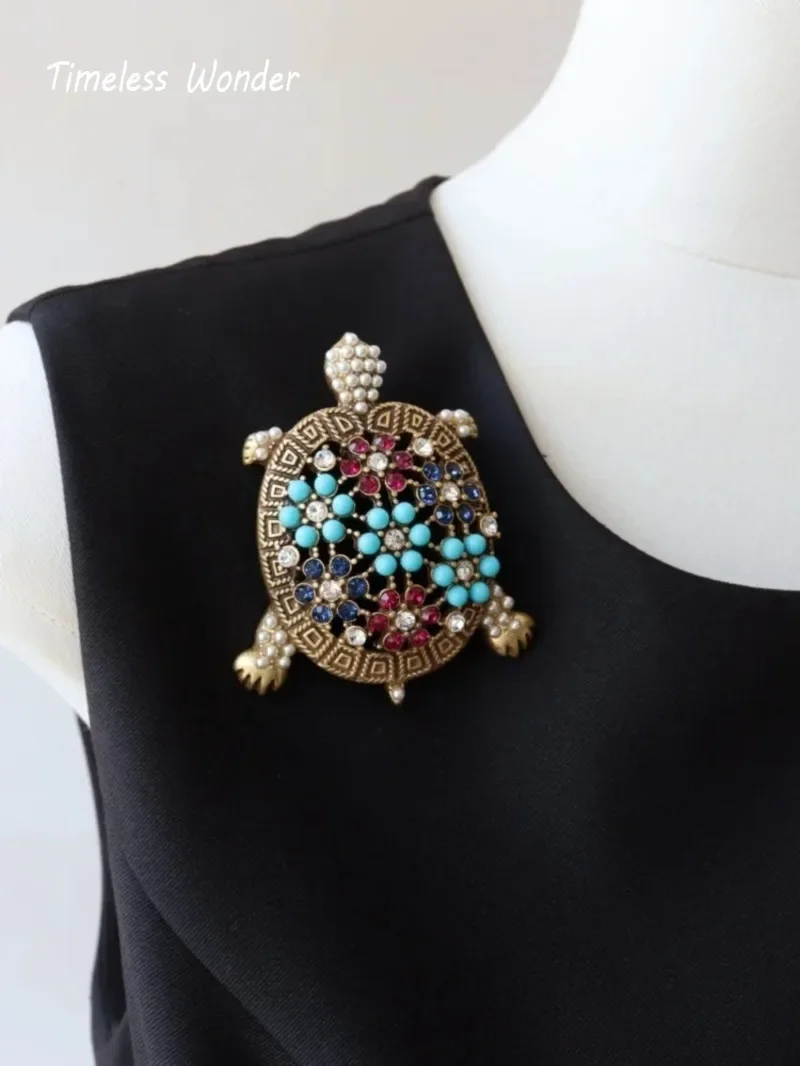 

Timeless Wonder Fancy Zircon Geo Turtle Brooch Pins for Women Designer Jewelry Runway Top Luxury Cute Rare Vintage 7523