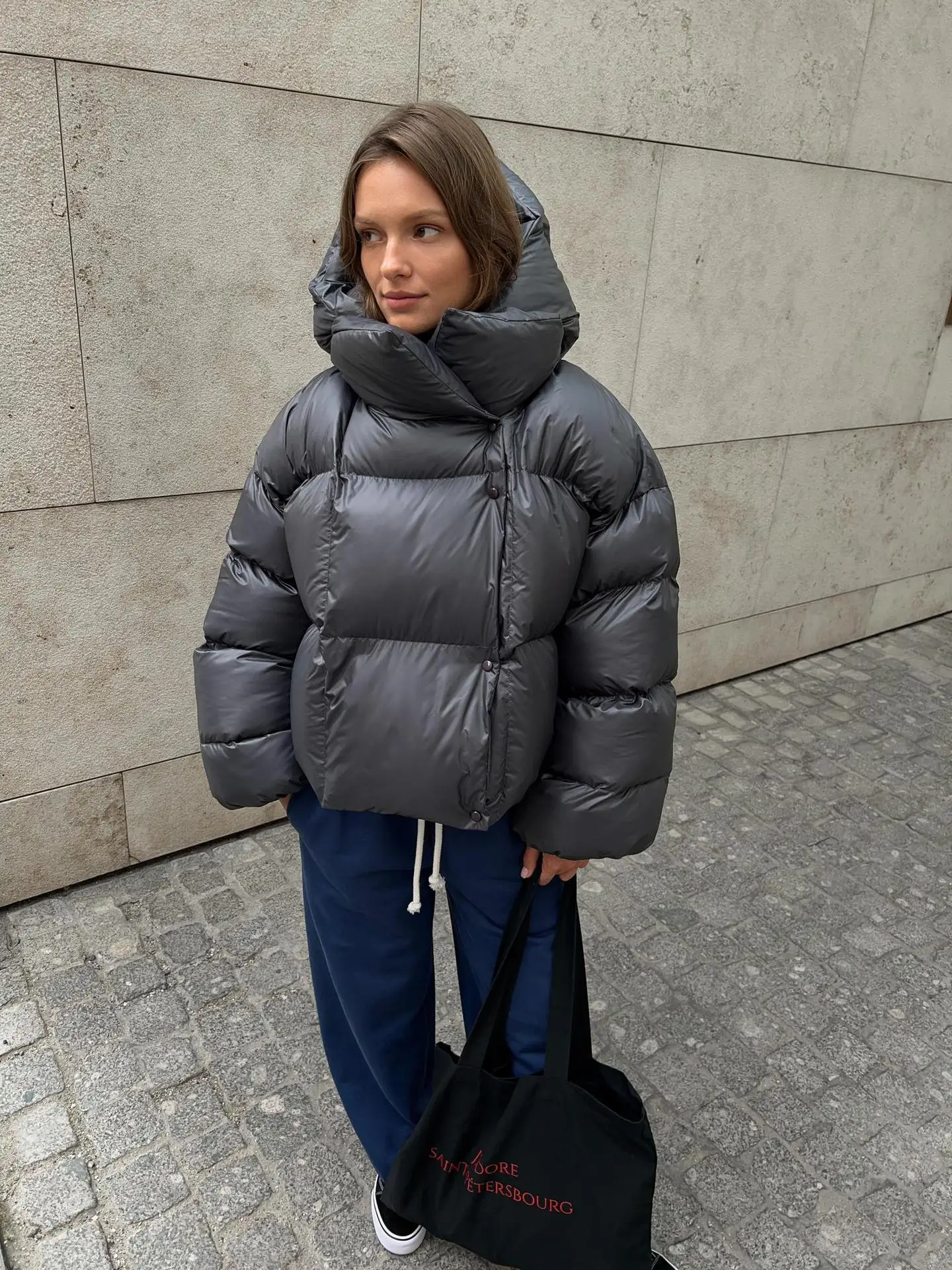 Abrigo cálido de manga larga para mujer, Parkas gruesas, sudaderas con capucha de moda urbana, chaqueta acolchada de algodón, otoño e invierno, 2025