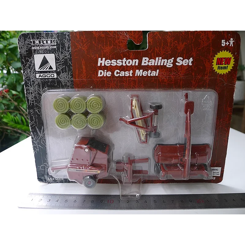 

Diecast ERTL 1:64 Scale Hesston Baling Set Accessory Alloy Tractor Model Collectible Toy Gift Souvenir Display Ornament