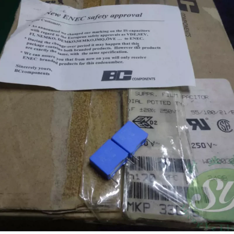 10pcs-100pcs BC MKP336 0.0033uf/250vAC 3n3 3300pf 3.3nf 332 brand new Y2 film capacitor