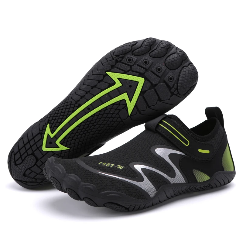Unisex Swimming Water Shoes Men Barefoot Outdoor Beach Sandals Upstream Aqua Shoes Plus Size Nonslip River Sea Diving Sneakers
