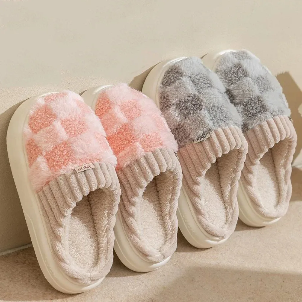 

Fashionable couple winter slippers, warm plaid fluffy slippers, soft soled flip flops, indoor non slip cotton shoes