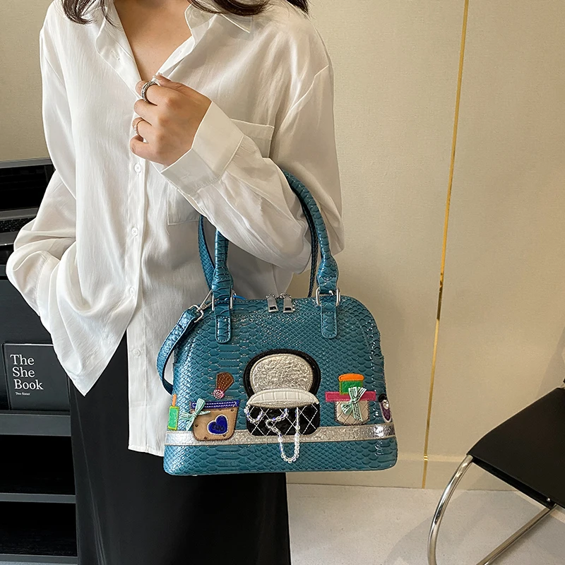 2023 High Quality Embroidered Fabric Handbag for Women Luxury Designer Crossbody Bag Cute Push Shoulder Bag