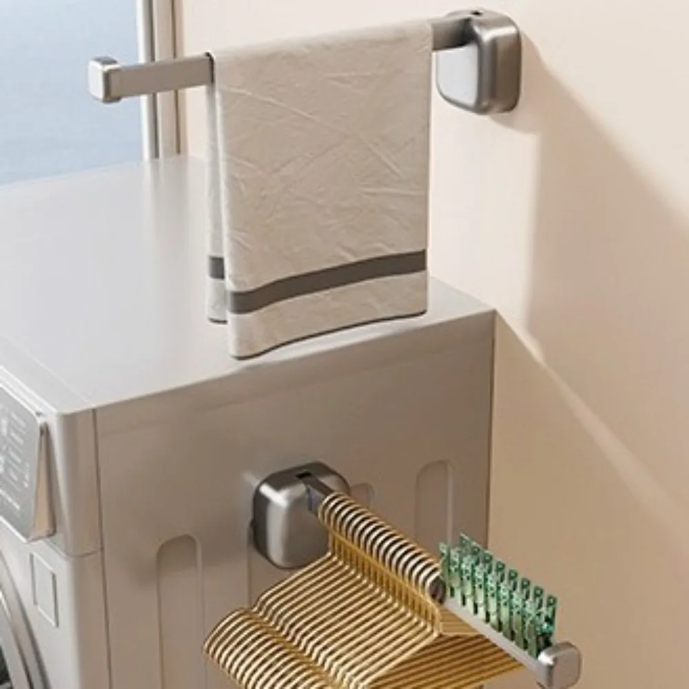 

Extendable Suction Cup Clothes Hanger Space Saving Folding Wall Mounted Clothes Hanger Drill-Free Adjustable