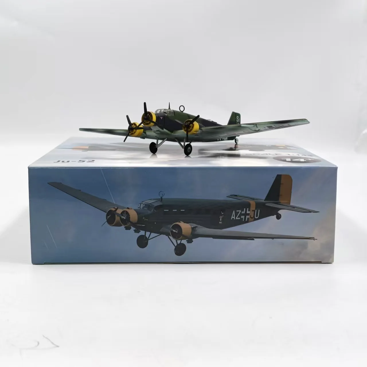 Diecast AMER 1:144 Scale JU52 Large Transport Aircraft Alloy Aircraft Model