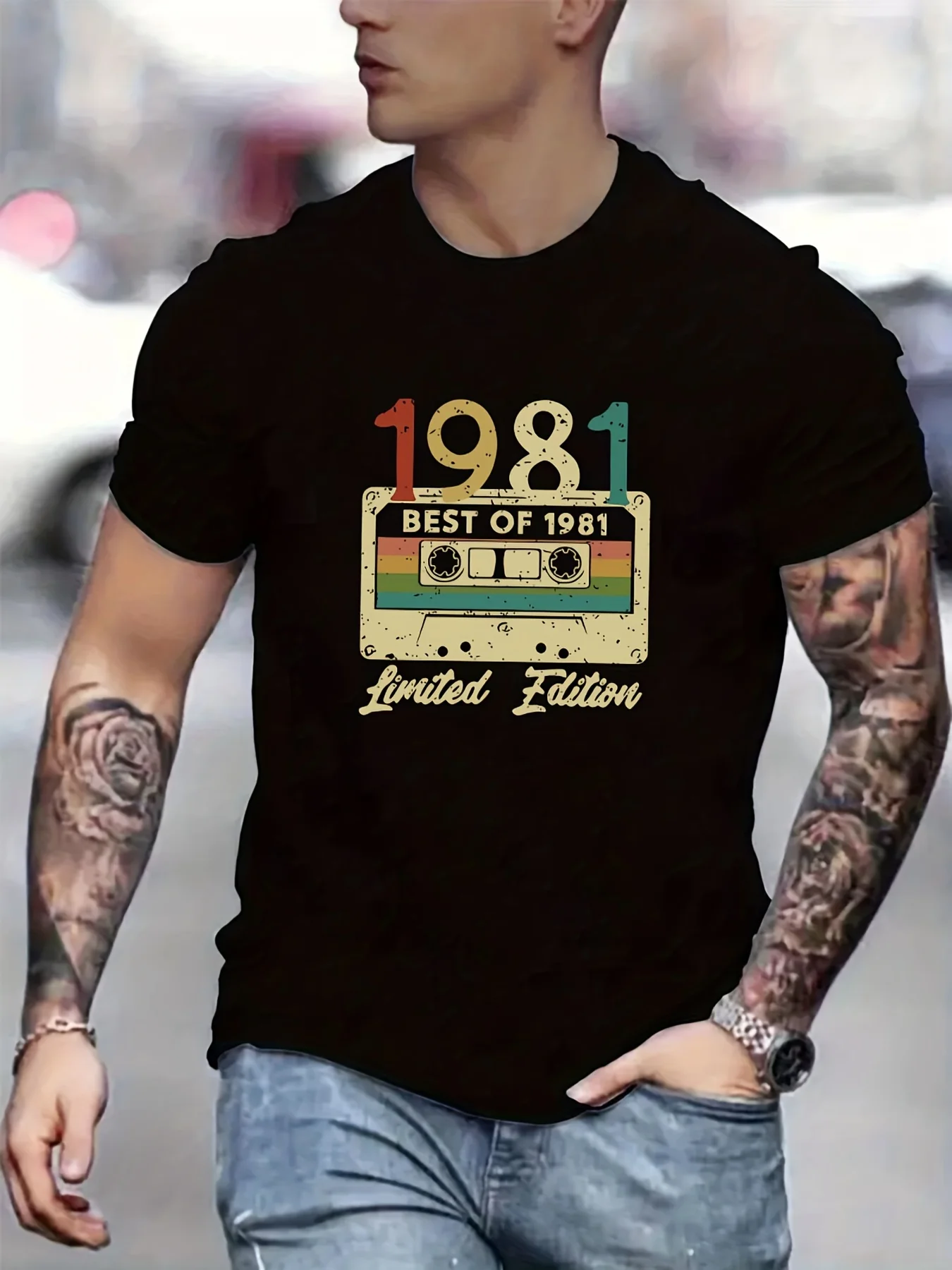 

Men's Casual Short Sleeve T-Shirt with Retro Cassette Tape Graphic Print, Breathable Stretch Fabric, Regular Fit Round Neck