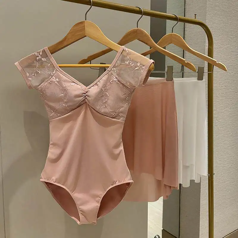 leotardo-de-ballet-con-cuello-en-v-y-encaje-bordado-de-manga-corta-para-mujer-ropa-de-yoga-mono-de-practica-para-profesores-de-baile-gimnasia-para-ninas