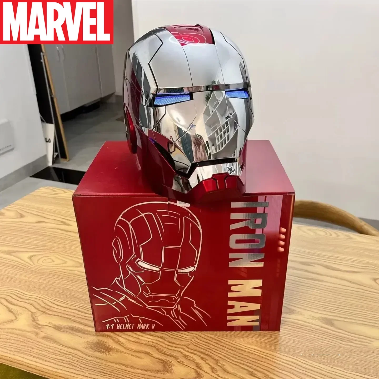 

Bandai Marvel Iron Man Autoking 1/1 Mk5 Helmet Remote Voice Control Iron Man Automatic Helmet Mask With Led Light Boys Gifts