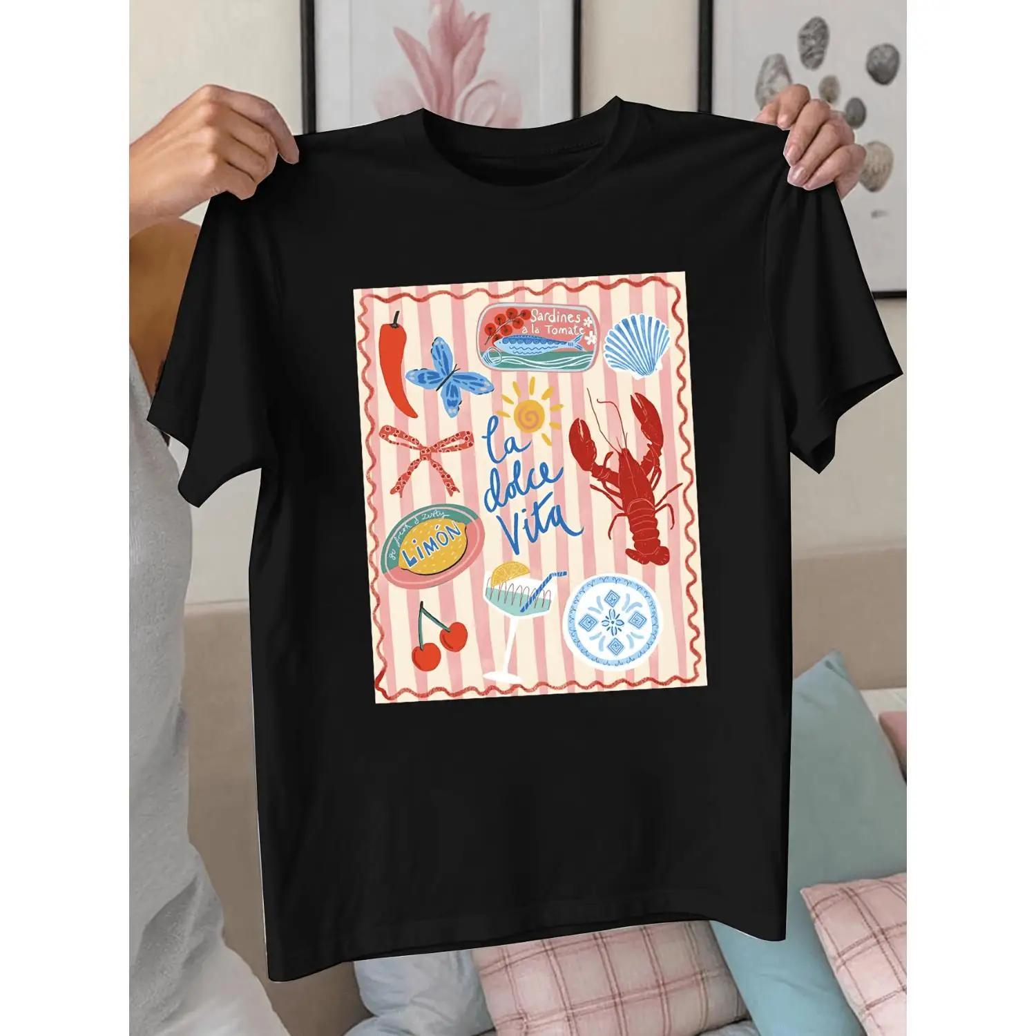 Women's Elegant Casual Short Sleeve T-shirt - Italian Sweet Life T-shirt Summer Vacation Marine Life Pattern Print, Vacation Short Sleeve, Regular Fit Crew Neck Top, for Spring and Summer, Women's Clothing