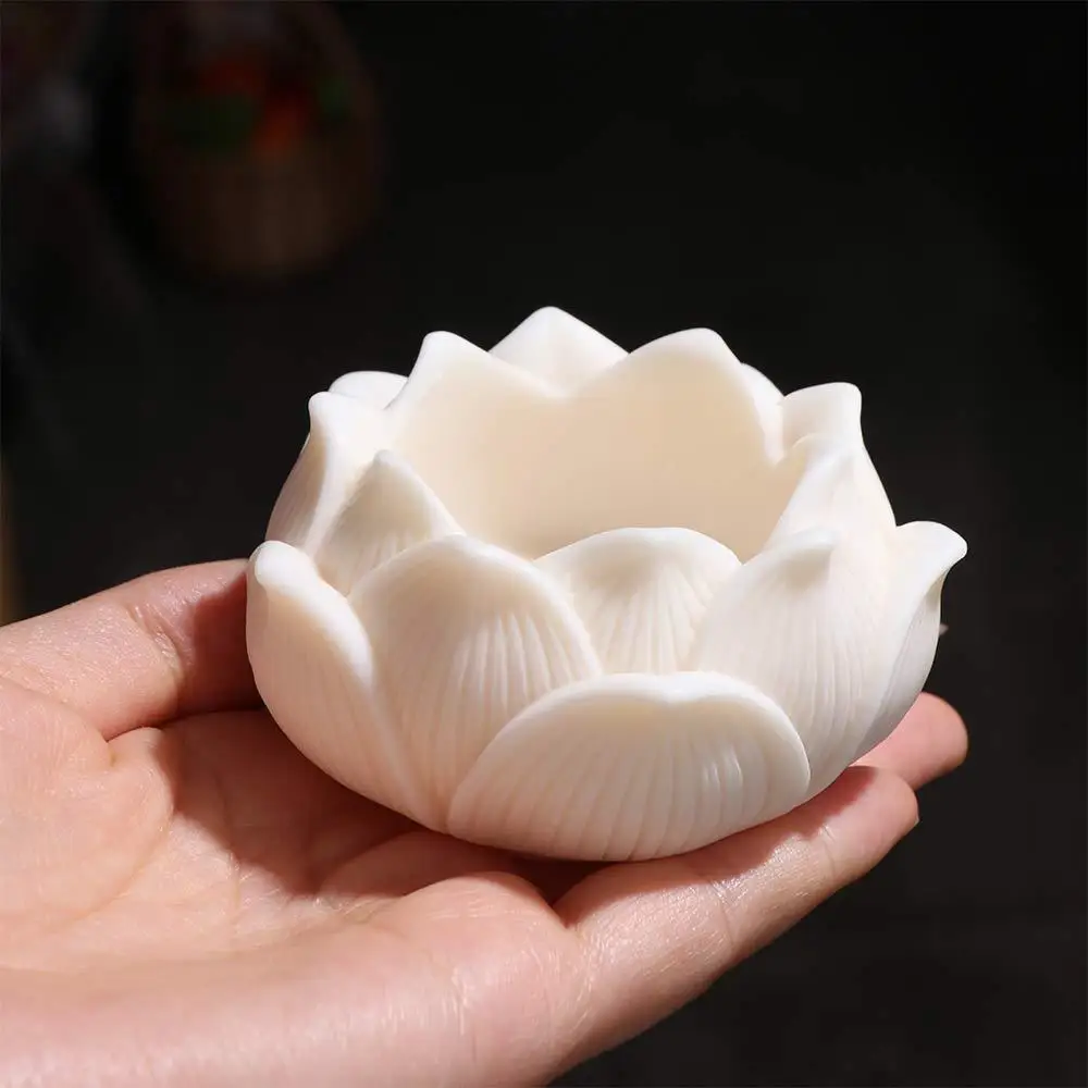 Q Version Lotus Tathagata Buddha Statue Cute Chinese Style Buddha Ornaments Hand-carved High-quality Coconut Figurine