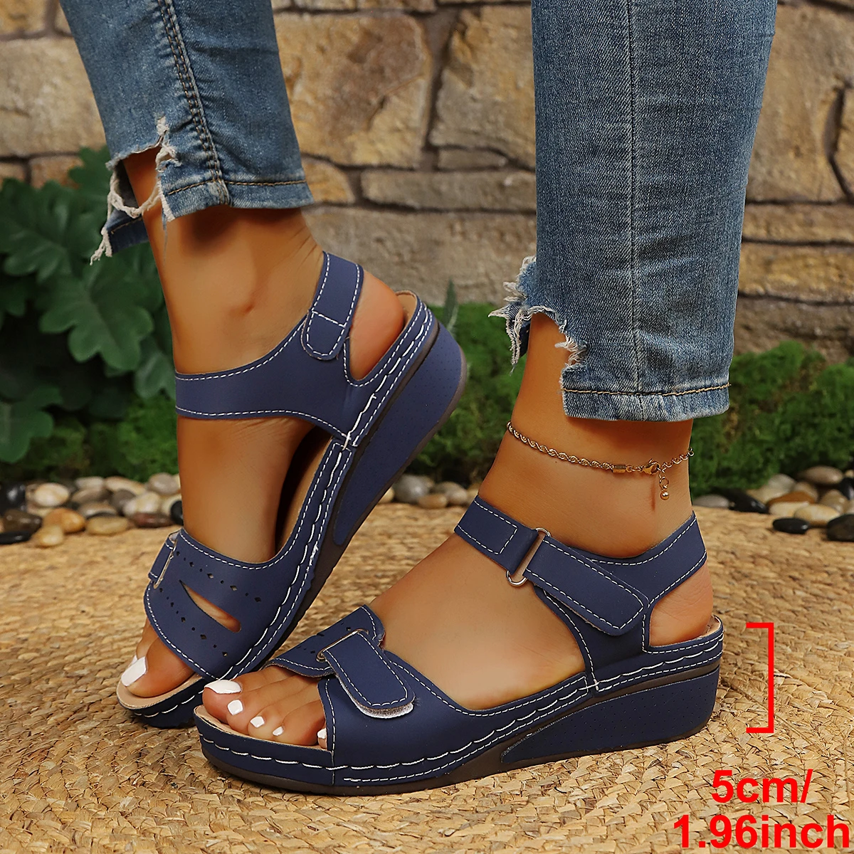 Sommer-Keilsandalen für Damen 2026 Neue Mode Runde Zehenpartie Strandschuhe Leichte Casual Plateau-Sandalen Übergröße 43 – Detail 2