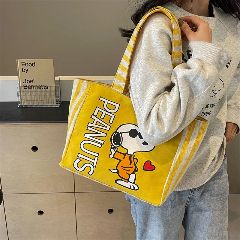 Kawaii Spring and Summer Canvas Bag Women's Large Capacity Snoopy Hand-carrying Bento Shopping Bag Mommy Striped Tote Bag view 4