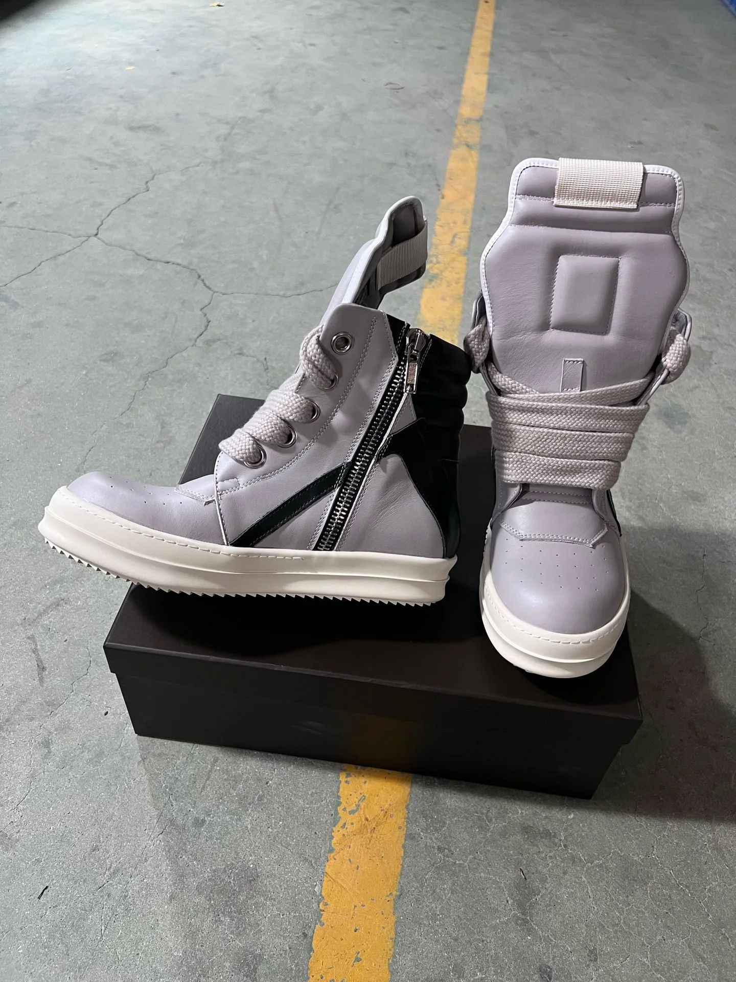 Ricks Genious Grey Leather Jumbo Lace High Top Geobasket Owens Quality Men Shoe Women Sneaker Casual Owens Design boots & Shoes