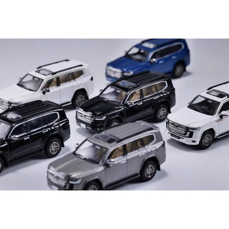 

GCD 1:64 Scale LC300 Simulation Alloy Toy Car Model Souvenir Ornament Classic Collection Gift