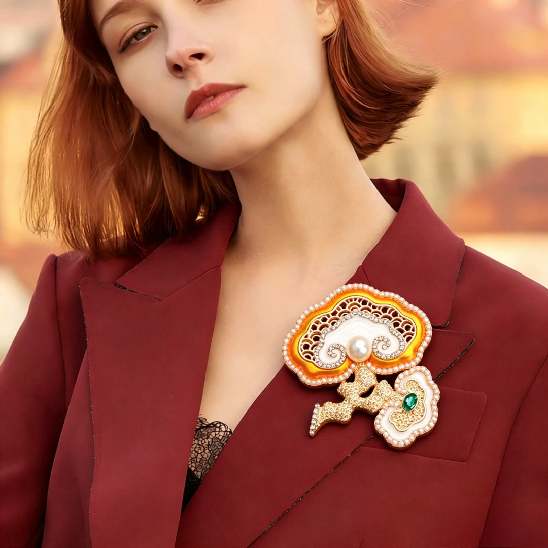 Baroque Luxury Reishi-Inspired Brooches for Men and Women, Jewelry and Accessories, Perfect Surprise Gifts for Weddings