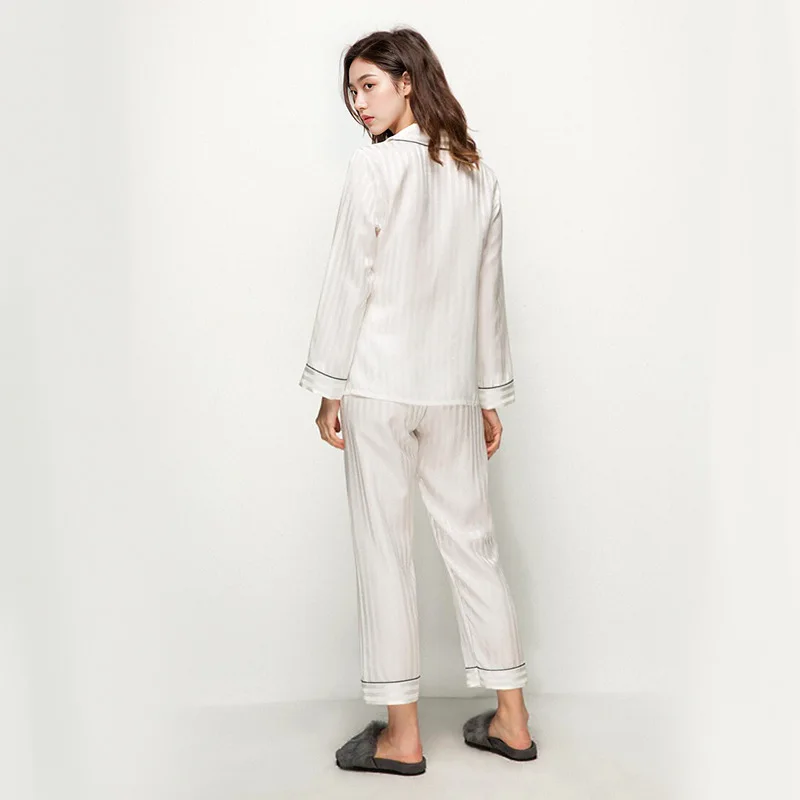 Hochwertiger High-End-Pyjama aus echter Seide für Damen im Frühling und Herbst, Sandbosatin, echter Seidenraupen-Hauskleidung, langärmeliger Anzug