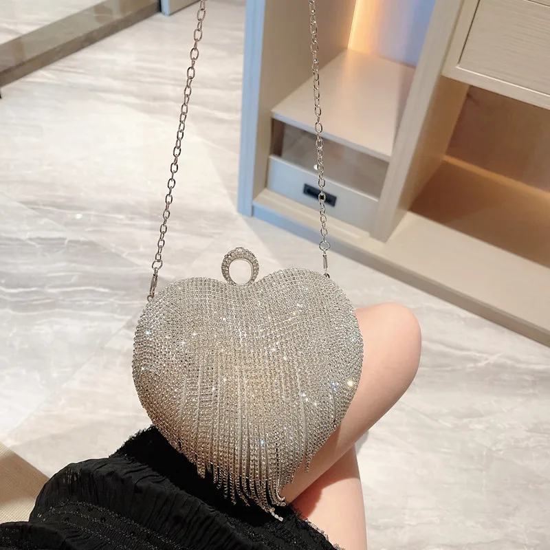 Bolso de noche con diamantes de imitación para mujer, cartera de mano de plata con patrón de corazón, a la moda, para Banquete de diamantes, para