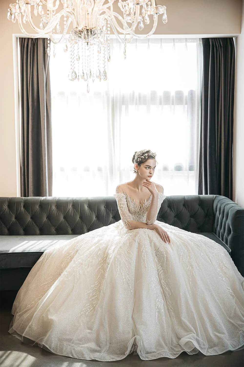 

Custom 2025 White Elegant Shiny Lace Sequin Floor-Length Backless Design Wedding Dress Shoulder Bared Full Skirt Gown