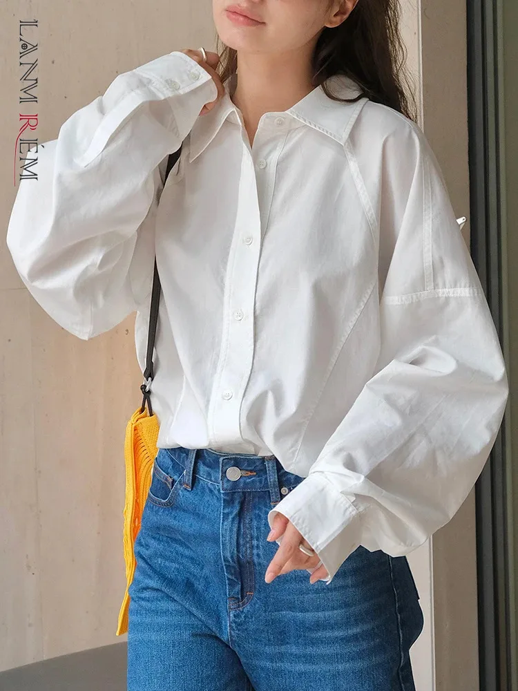 [LANMREM] Office Lady Gathered Waist Women Shirt Lapel Single Breasted Long Sleeve White Blouse 2024 Autumn New Top 26D9786